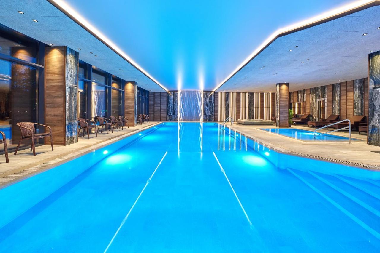 Premier Hotel Odesa Exterior photo The swimming pool at the hotel